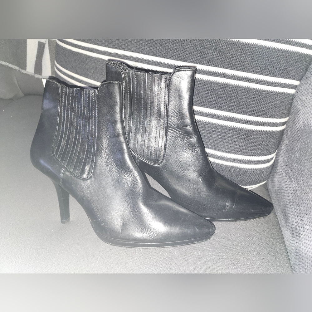 Cole Haan women's stiletto boots - sz 11